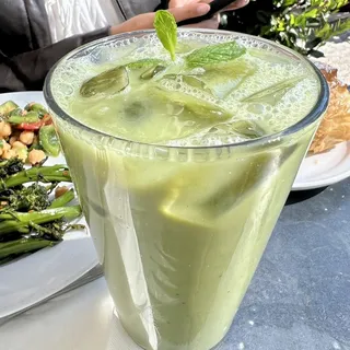 Matcha Latte Iced 16oz