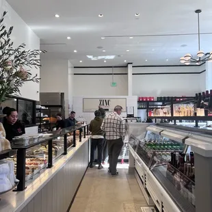 You can order items from the &quot;Marketplace&quot; (salads, fruits and stuff on the left side) OR from the menu.