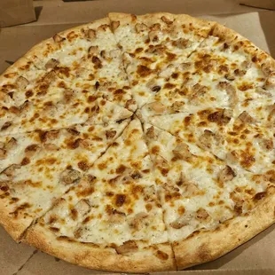 Chicken Alfredo Pizza