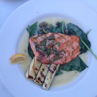 Salmon piccata special with grilled zuchini. Yumm