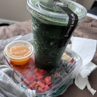 This is the Zinger shot, "I am Vibrational" smoothie and the "You are one of a kind" Açaí bowl