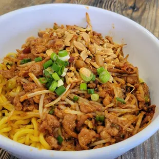 Dan dan noodle