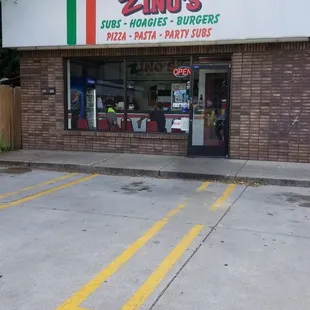 Stopped in for a burger and they do not serve burgers here......bimmer