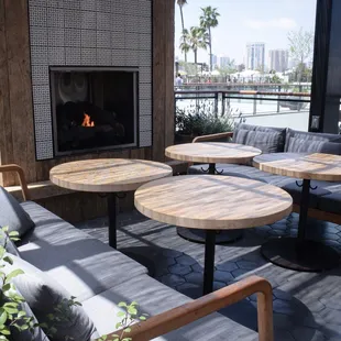 Exterior / patio