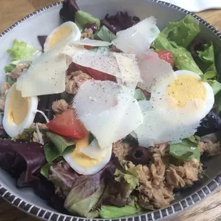 Tuna Nicoise Salad