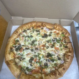 Best pizza in texas you guys should try it and the have the best customer service startin from the cashier to the manger dal to the owner AB