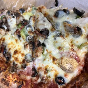 Supreme Lovers Pizza