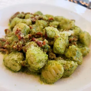 Pesto Gnocchi
