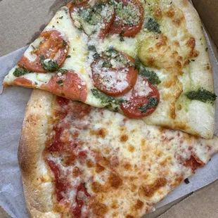 One slice of tomato, one cheese