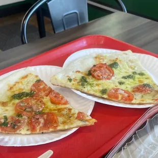 Tomato pizza