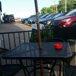 Dining Alfresco.