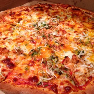 Thai chicken pizza. mmmm..