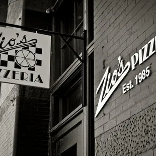 ramen and noodles, outside