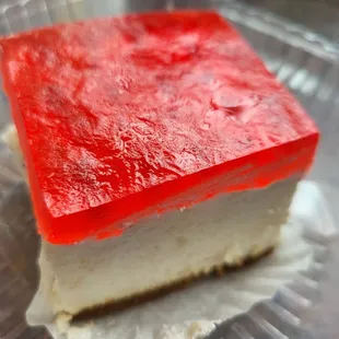 Zippy's make da BESTEST Strawberry Cream Cheese Square.