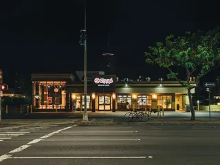 Zippy's McCully