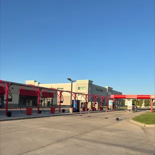 8:05am not an employee in site!