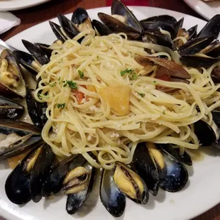 Mussels over Linguini