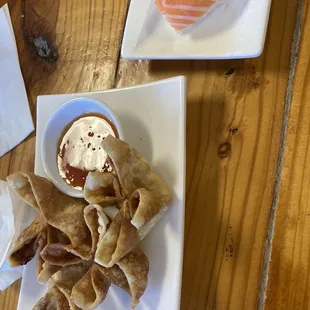 Crab Rangoon ( 5 pcs)