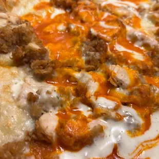 a close up of a pizza