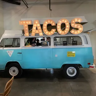 Order and pay at the VW!