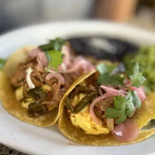 Carnitas brunch tacos