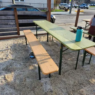 Holding a table for over half an hour with a water bottle is SO White..