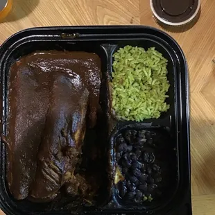 This is what I am throwing away. I would be totally embarrassed if I made this food. This restaurant forgot how to use a spice rack.