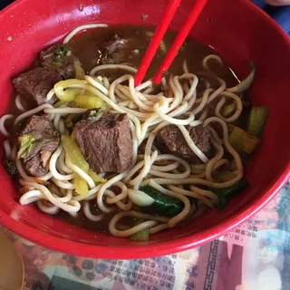 Sichuan Braised Beef Noodle (Sunday, Monday and Tuesday Only)