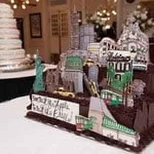 Amazing groom&apos;s cake by Zoe&apos;s.
