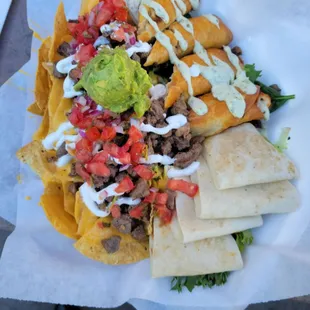 food, nachos