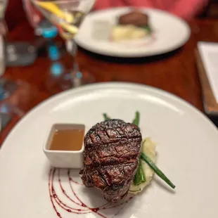 Zoes Steak & Seafood