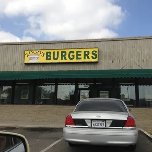 Food is great! Took me back to high school days. Place needs a face lift/makeover/remodel.