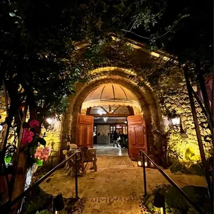 The entrance to the restaurant