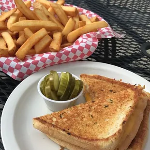 The best grilled cheese, fries, and pickles around!