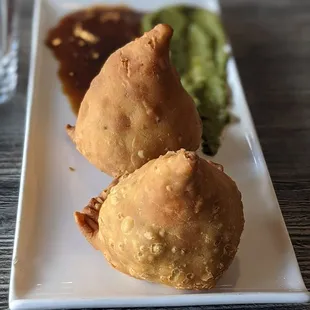 Really good samosa.