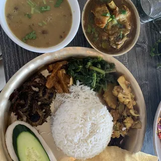 Chicken Thakali Thali