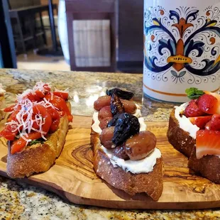 donuts, food, dough desserts