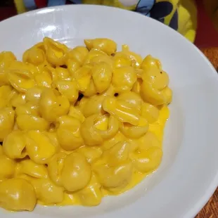 Kids mac and cheese