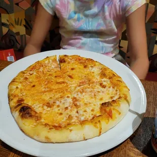 Kids cheese pizza