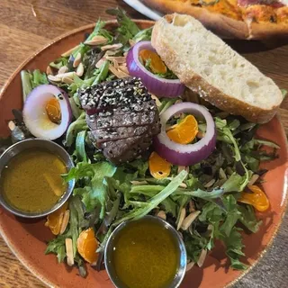 Seared Tuna Super Salad