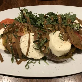 Heirloom Tomato and Mozzarella