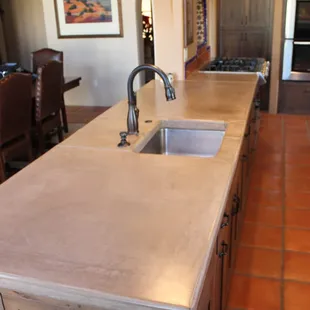 concrete counter-tops