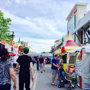 People come in slowly.  06/02/2017