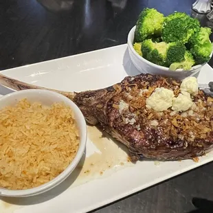 Tomahawk Steak