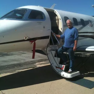 Bye Bye it is nice to fly and not wait on TSA.