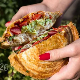 the best phoenix lunch restaurant
 No 20 Turkey, crisp bacon, cheddar, tomatoes, avocado and Zookz house-made sweet heat mustard sauce