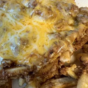Chili cheese fries