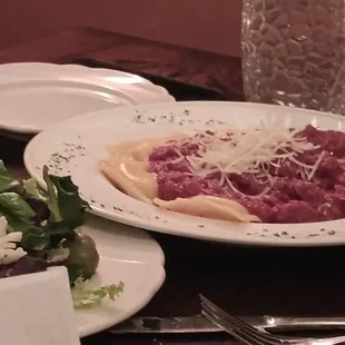 Ravioli and salad included