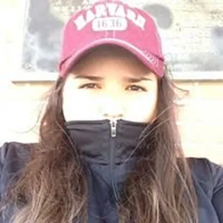 Fernanda S.