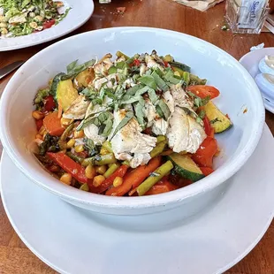 Veggie bowl either chicken